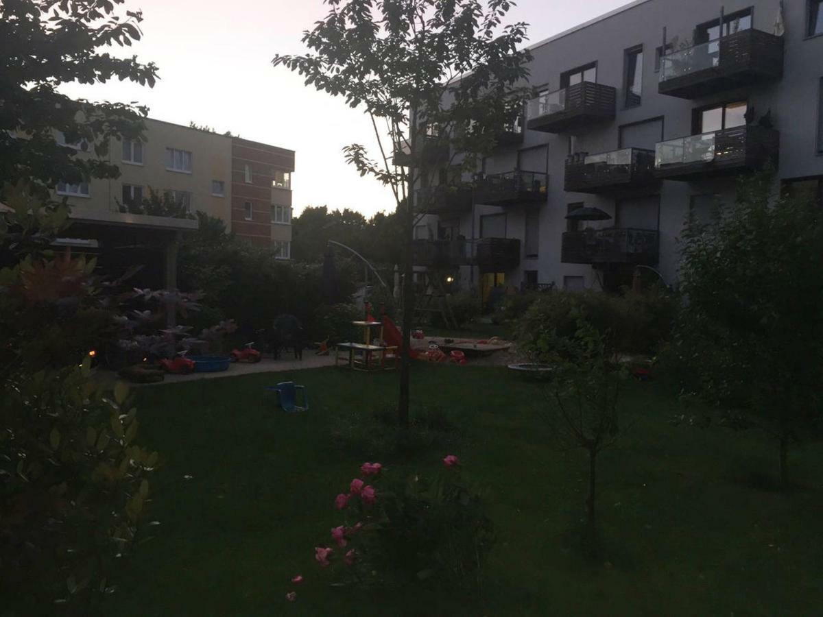 Sehr Schone, Grosse Wohnung Im Reiherstiegviertel Hamburg Bagian luar foto